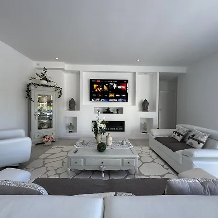 Holiday home Le Luxury - 24h Du Mans - 11pers - Reve Au Mans *